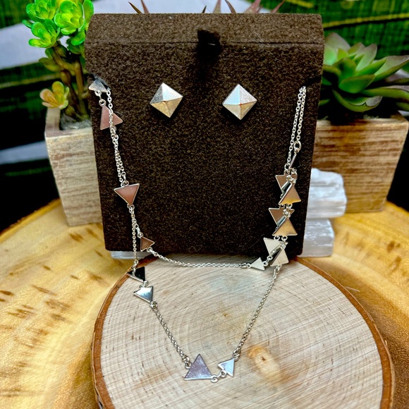 Stella & Dot Necklace & Earring Set ✨ - Picture 1 of 7